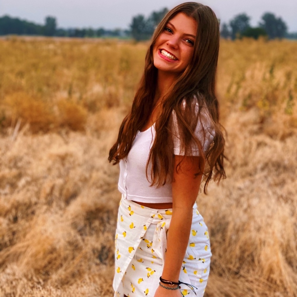Meet your Posher, Jessica